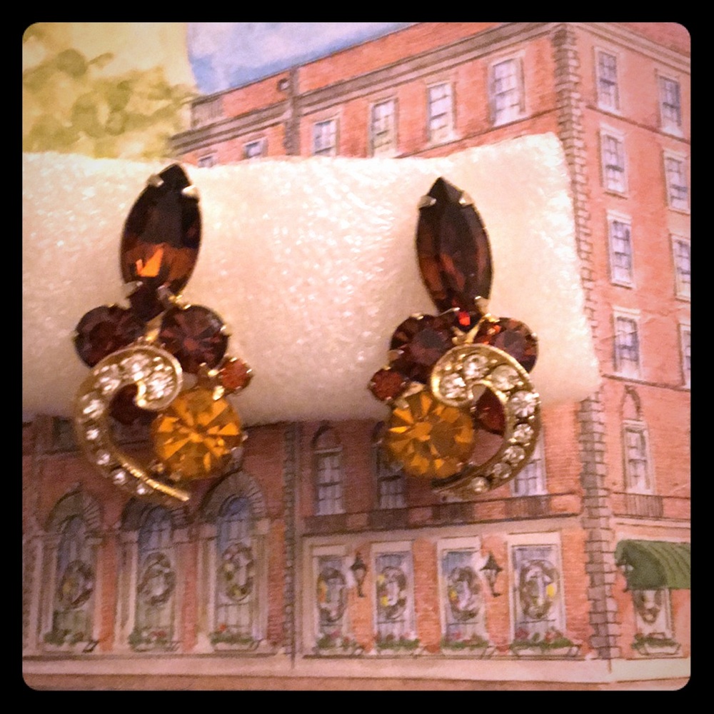 WEISS Signed Clip on Earrings
